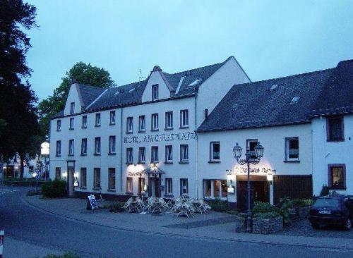 Hotel Am Ceresplatz Manderscheid Exterior foto